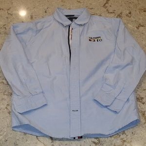 Tommy Hilfiger boys size 7 button up shirt.